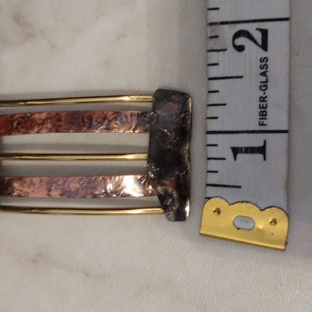 Beautiful faux gold and copper metal pendant. - Picture 4 of 4